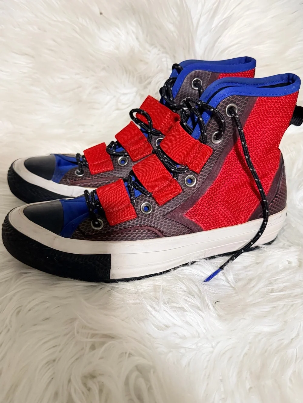 Converse Chuck 70 Tech Hiker sneakers size 7